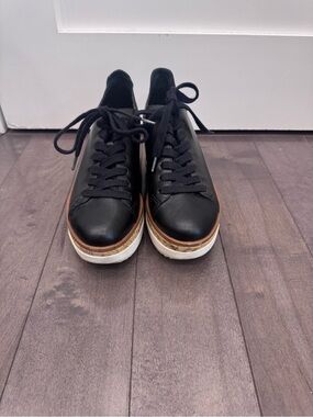 SCHUTZ Black Leather Platform Sneakers with Brown Trim